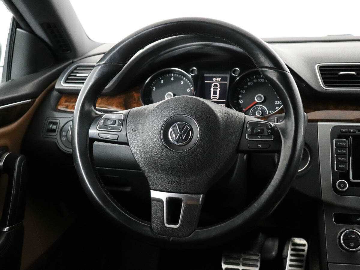 Volkswagen Passat CC, 2012 - Фото №12