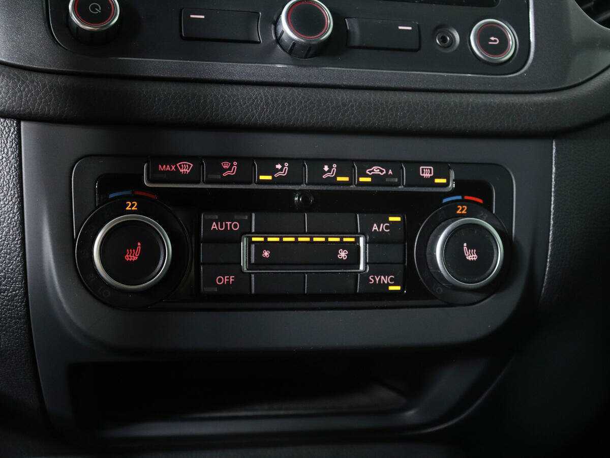 Volkswagen Tiguan, 2012 - Фото №13