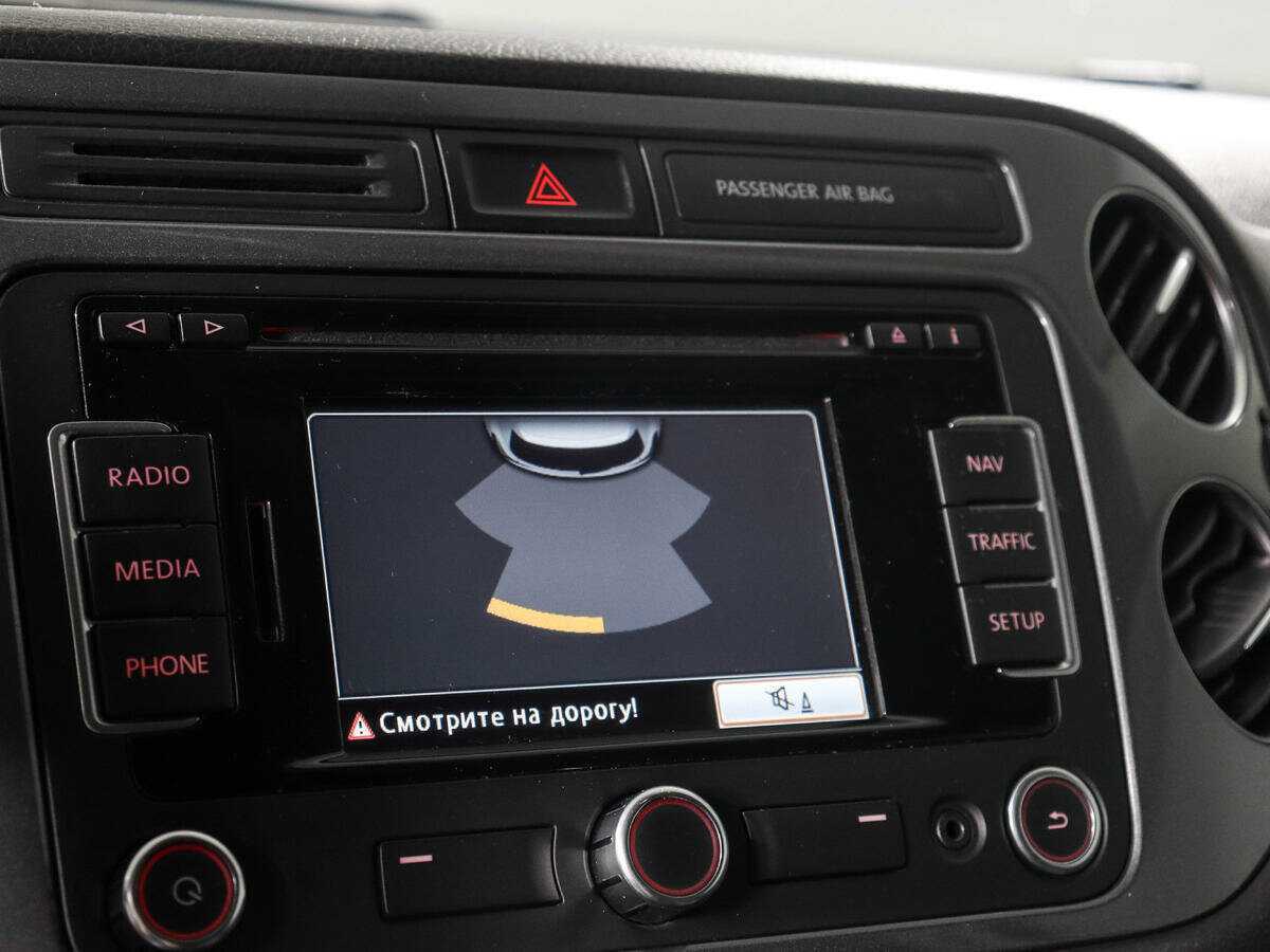 Volkswagen Tiguan, 2012 - Фото №15