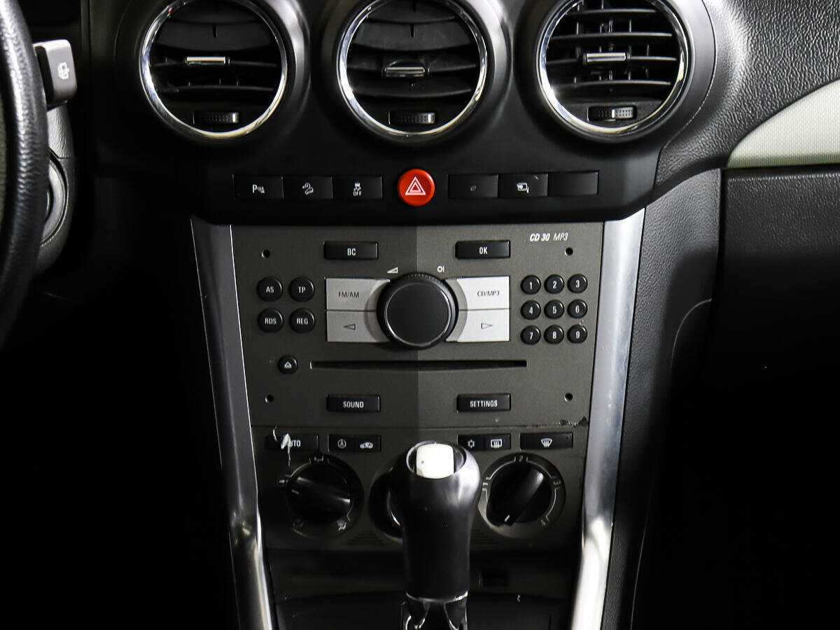 Opel Antara, 2013 - Фото №11