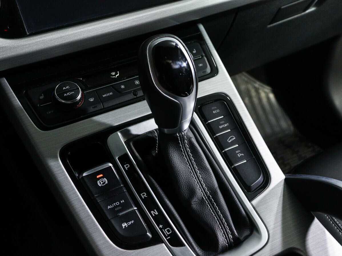 Geely Atlas, 2019 - Фото №14