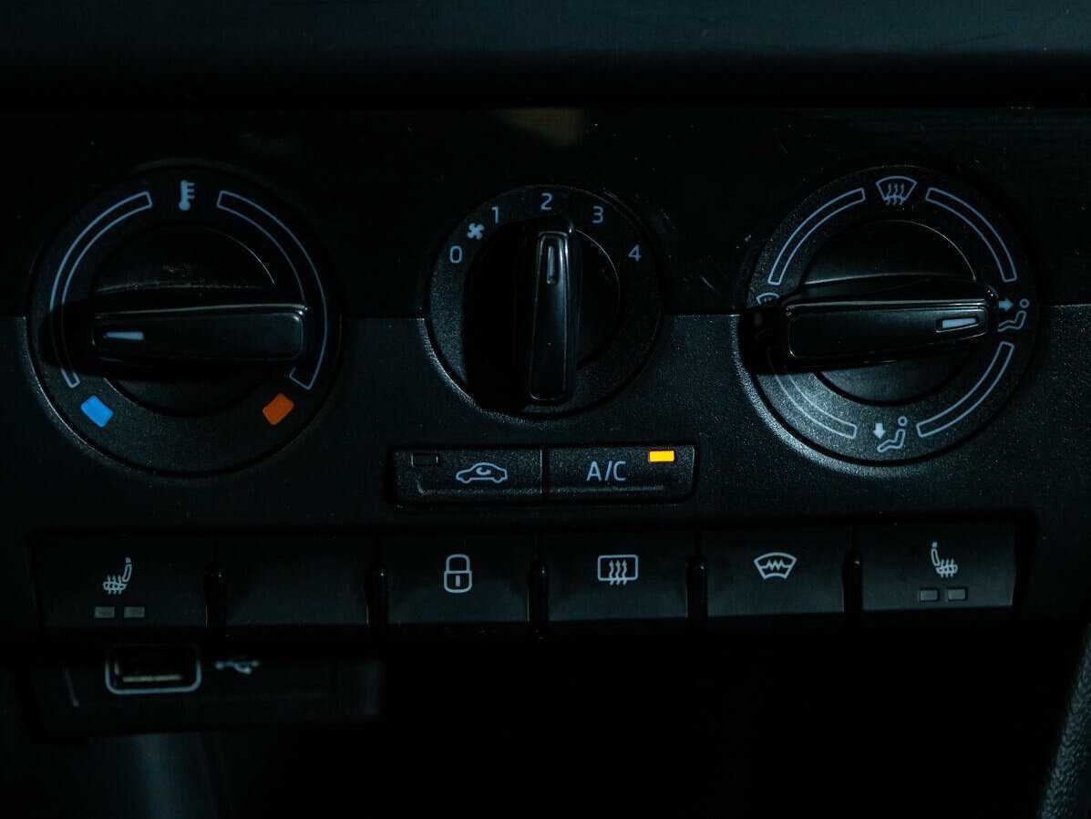 Skoda Rapid, 2019 - Фото №10