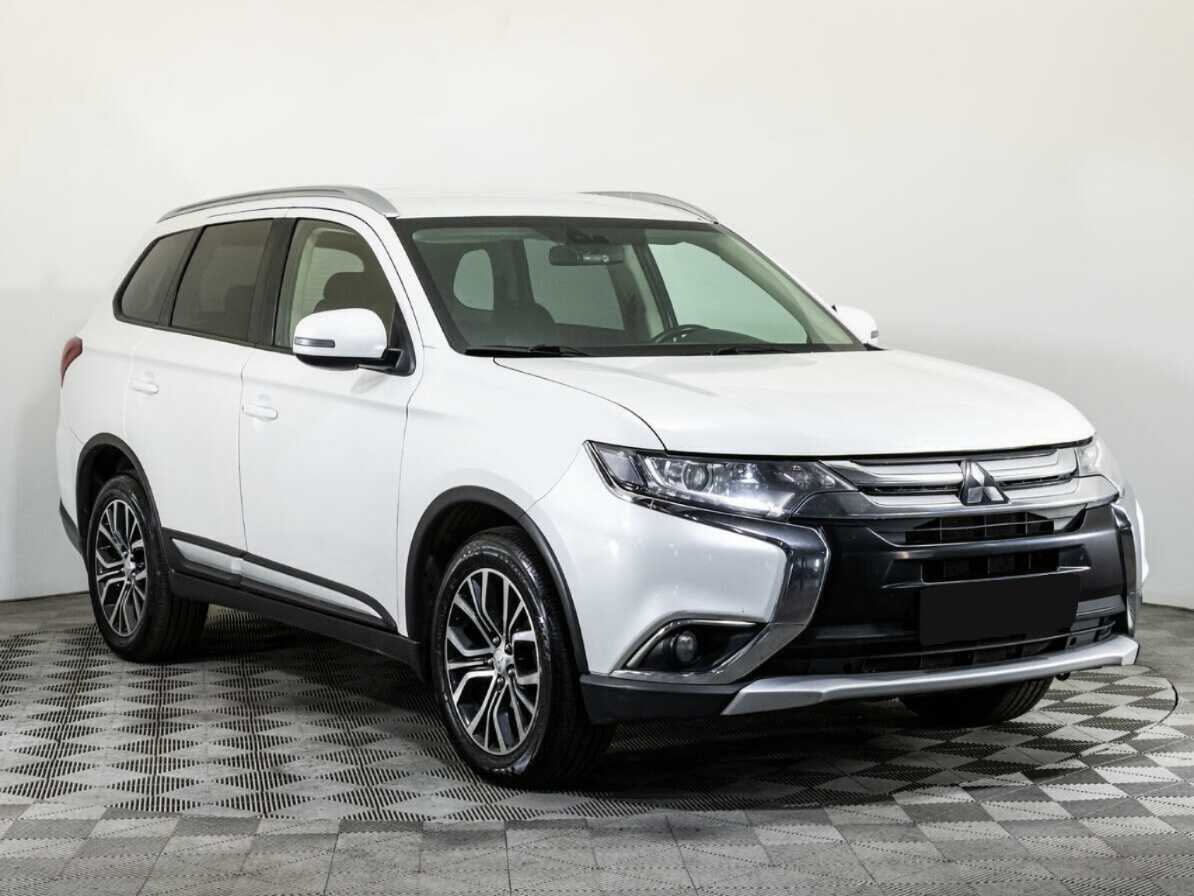 Mitsubishi Outlander, 2017 - Фото №2