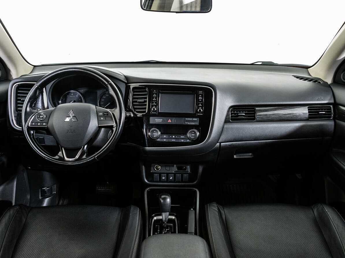 Mitsubishi Outlander, 2017 - Фото №9