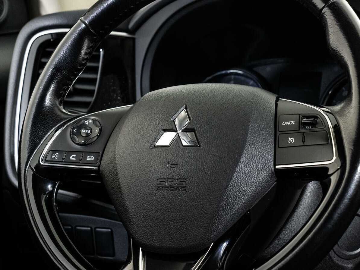 Mitsubishi Outlander, 2017 - Фото №12