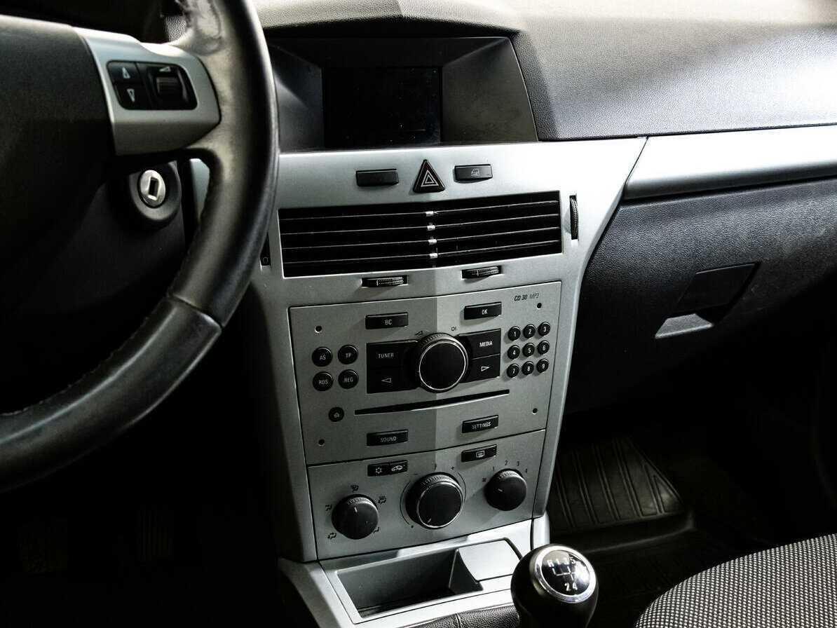 Opel Astra, 2012 - Фото №11