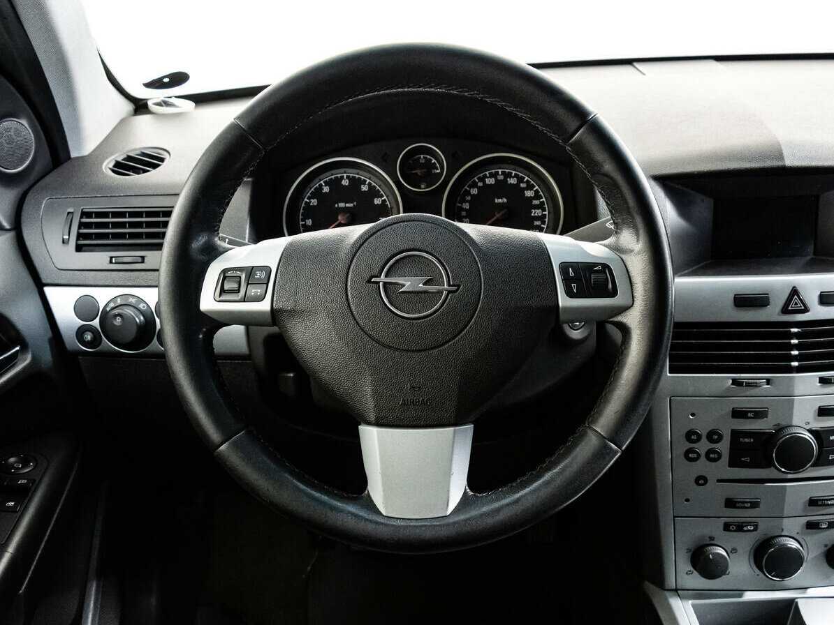 Opel Astra, 2012 - Фото №12