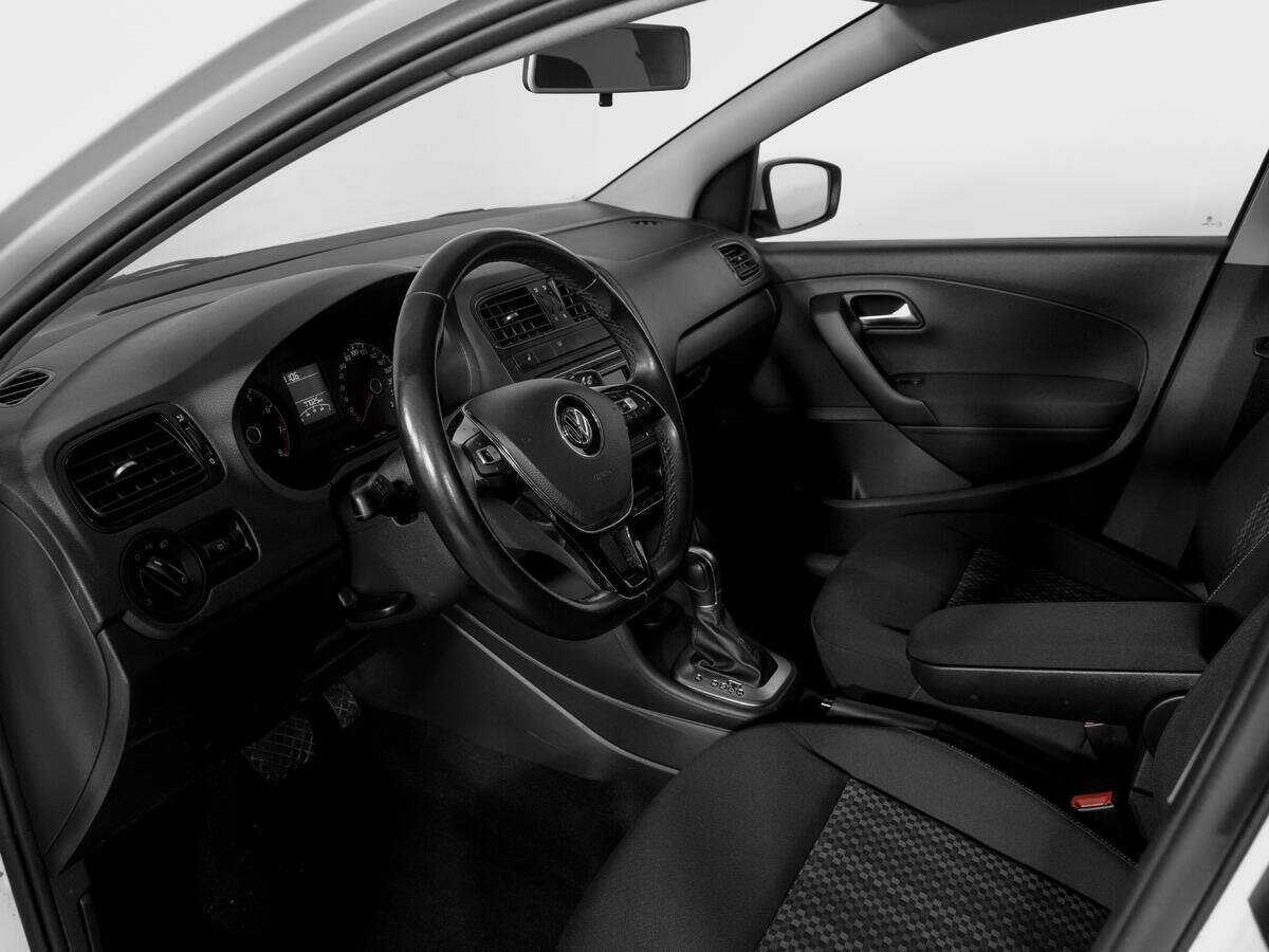 Volkswagen Polo, 2017 - Фото №14