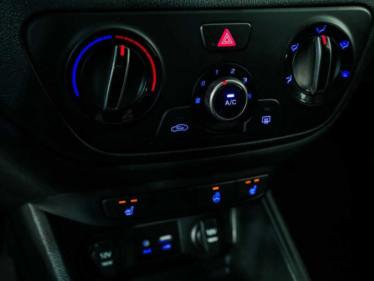 Hyundai Solaris, 2018 - Фото №12