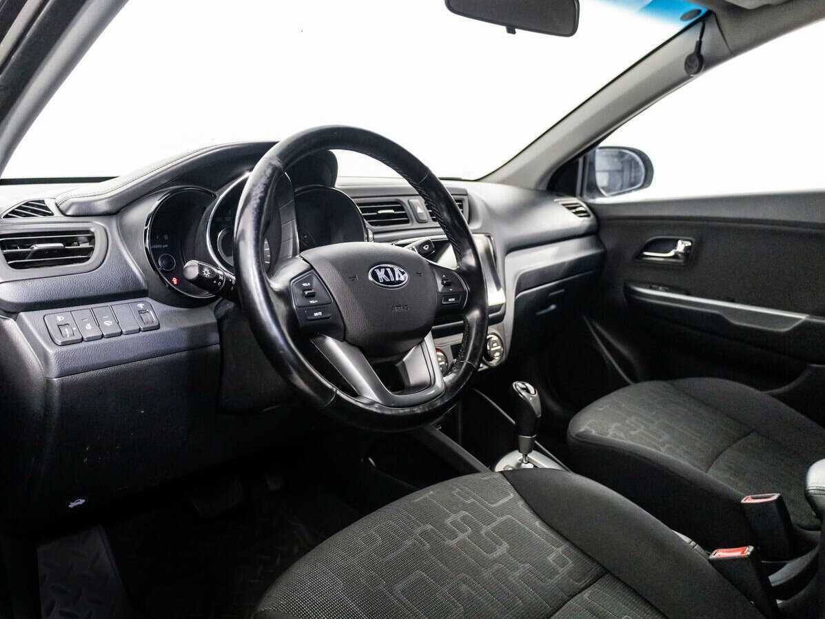 Kia Rio 6-speed, 2014 - Фото №9
