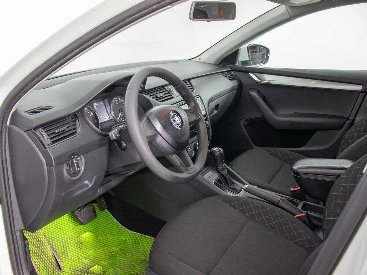 Skoda Octavia, 2018 - Фото №9