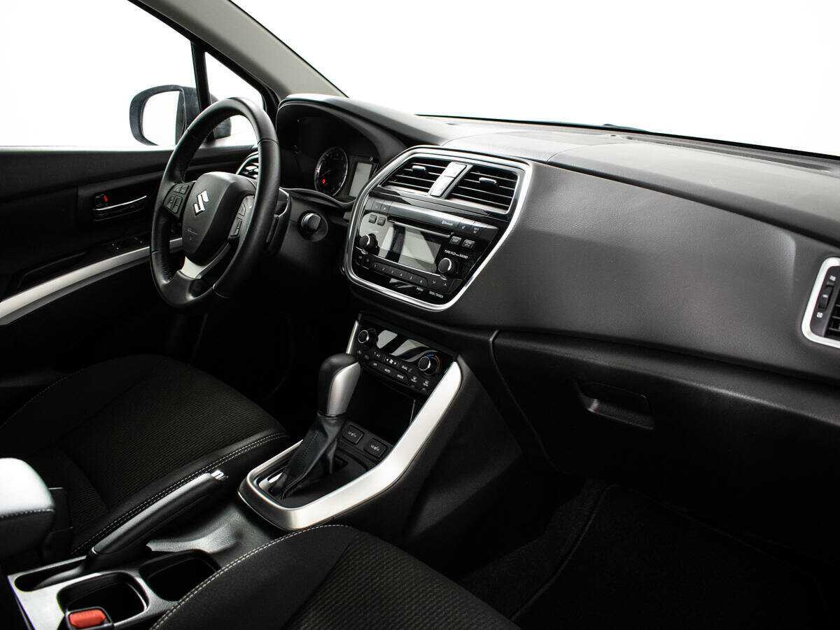 Suzuki SX4, 2020 - Фото №8
