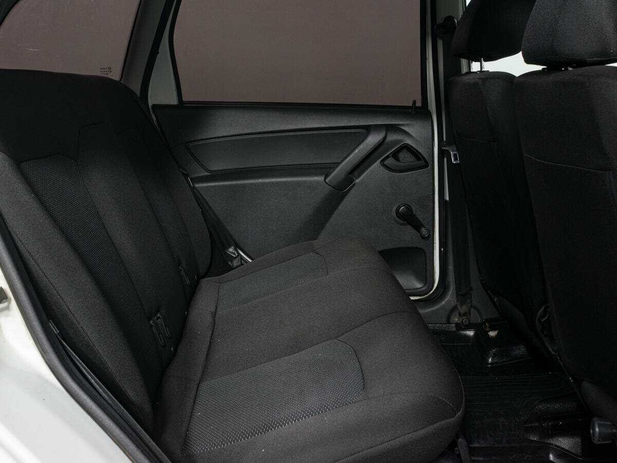 Lada (ВАЗ) Granta, 2018 - Фото №9