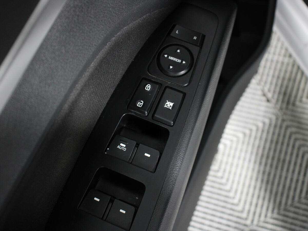 Hyundai Elantra, 2020 - Фото №11