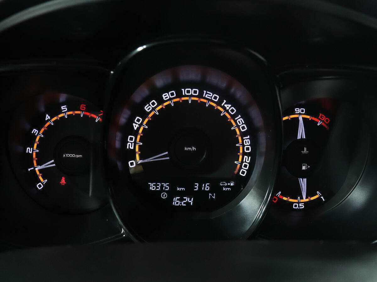 Lada (ВАЗ) Vesta, 2019 - Фото №8