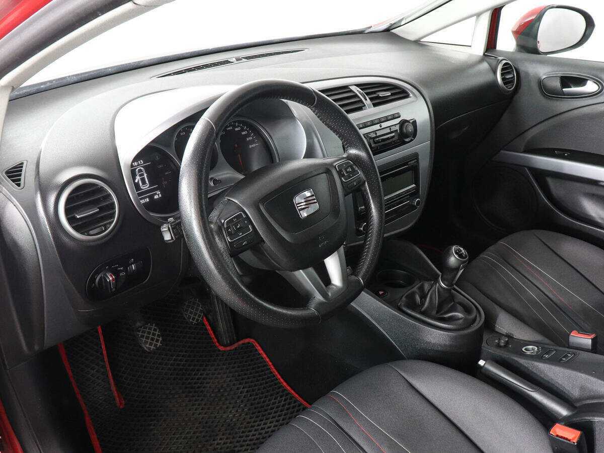 SEAT Leon, 2012 - Фото №7