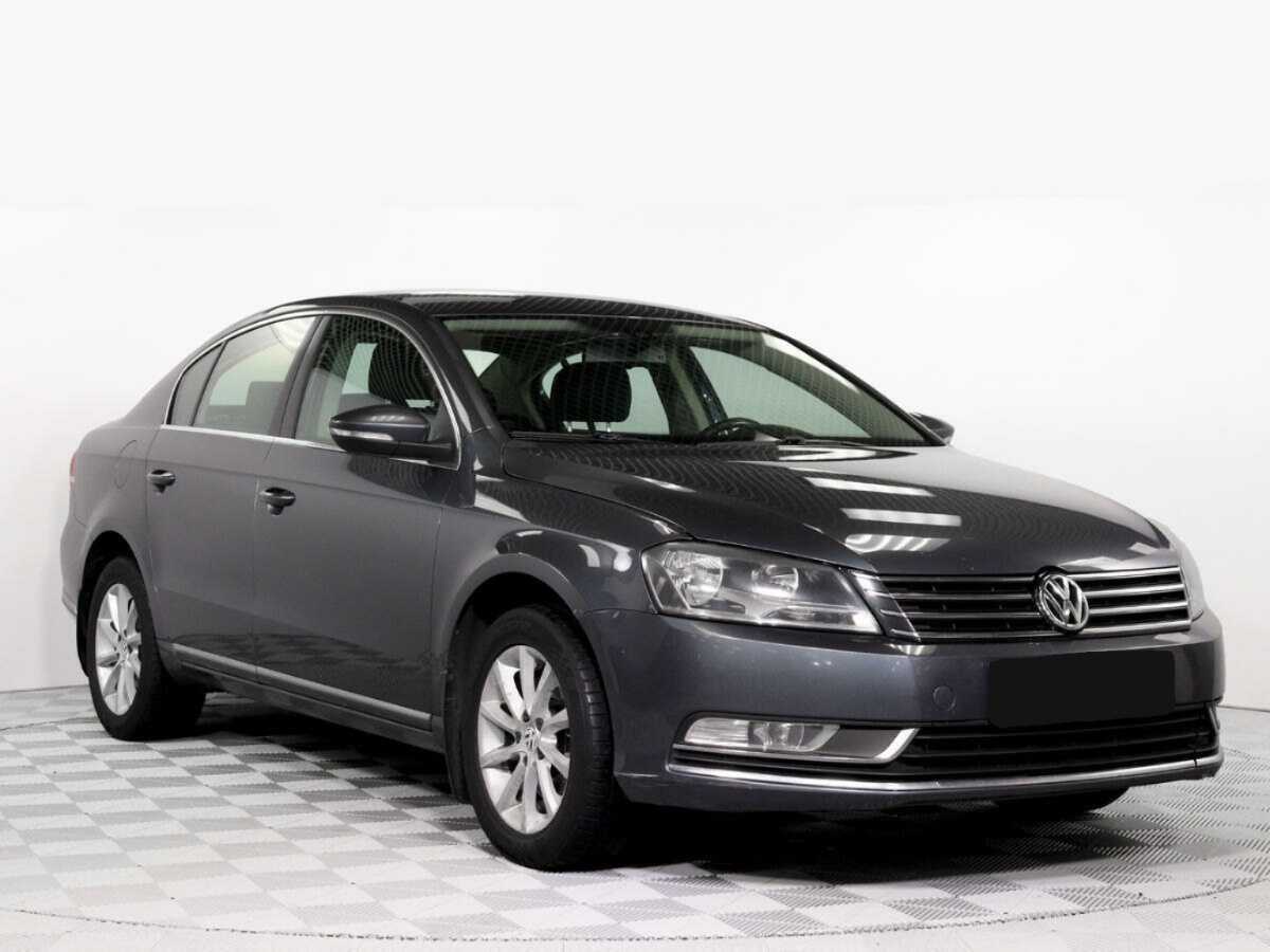 Volkswagen Passat, 2012 - Фото №1