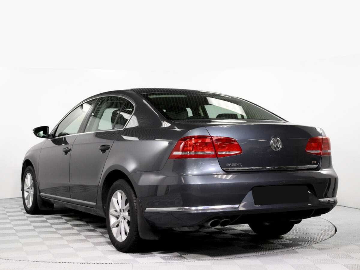 Volkswagen Passat, 2012 - Фото №5