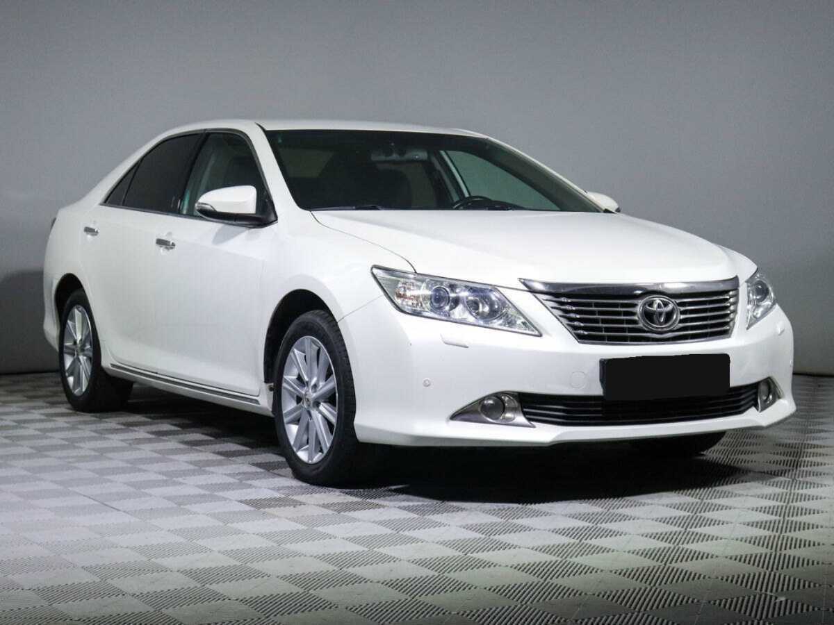 Toyota Camry, 2014 - Фото №2