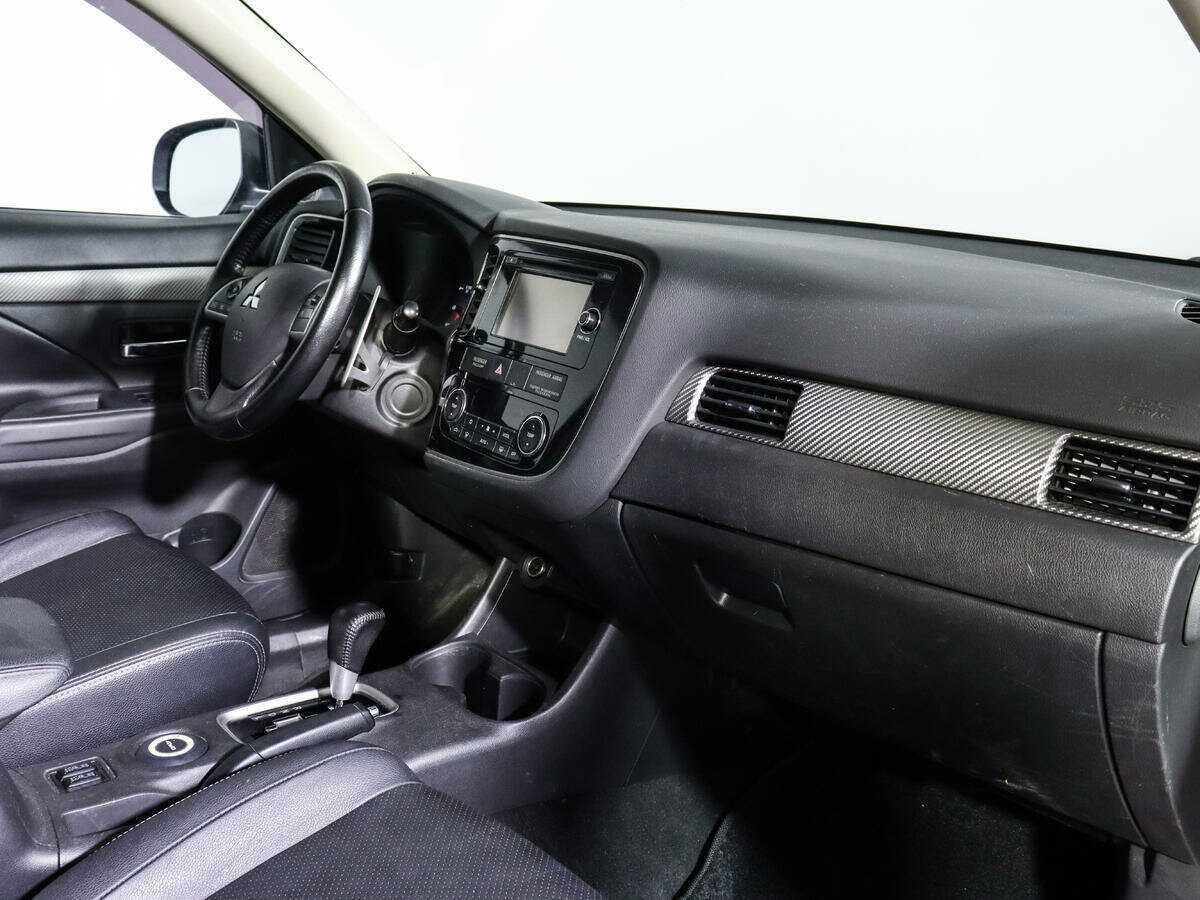 Mitsubishi Outlander, 2012 - Фото №9