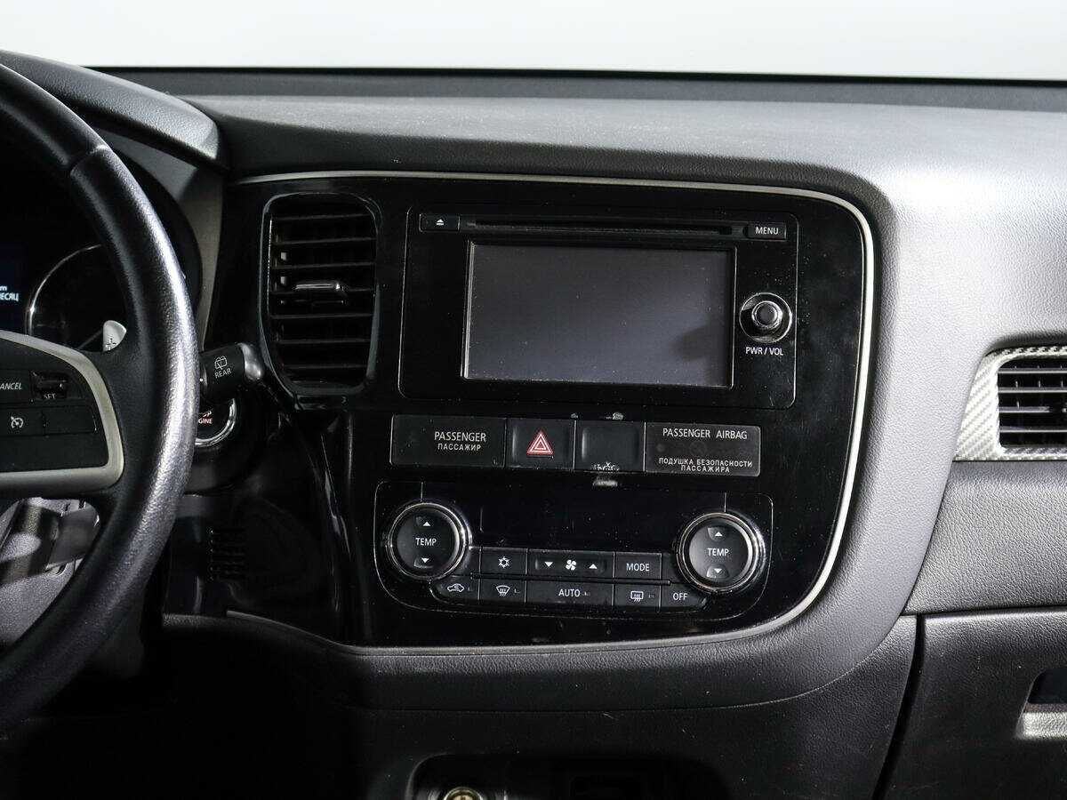 Mitsubishi Outlander, 2012 - Фото №12