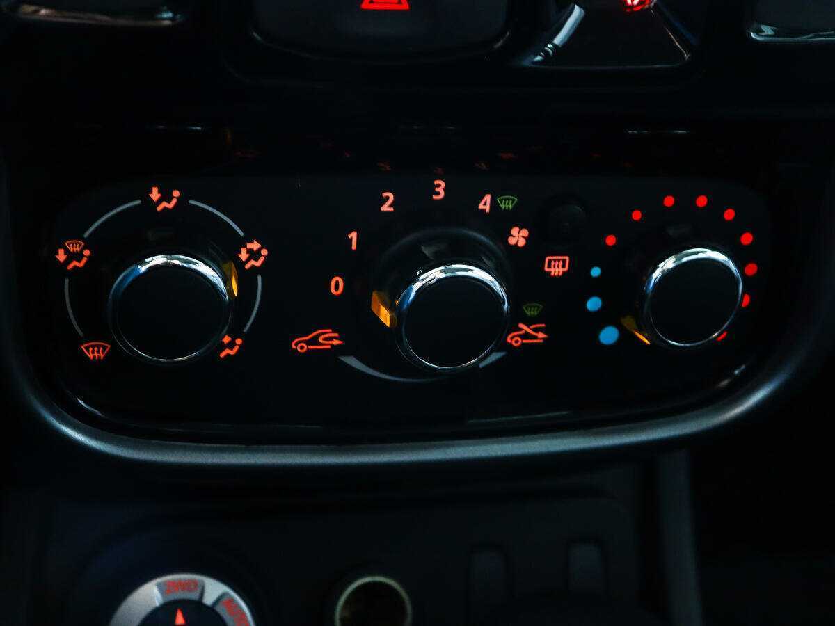 Renault Duster, 2013 - Фото №13