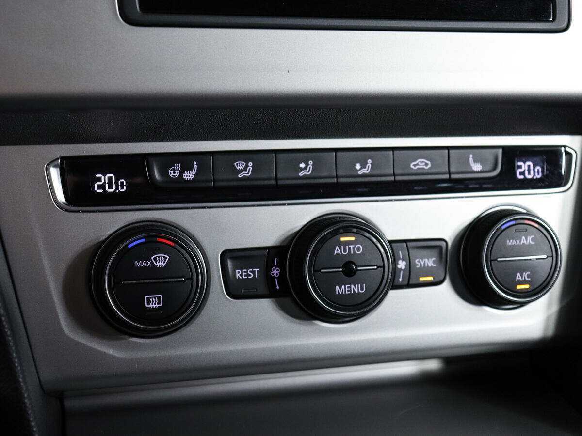 Volkswagen Passat, 2016 - Фото №16