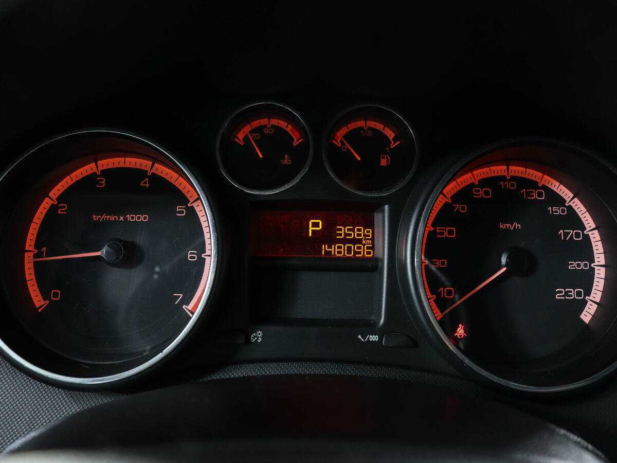 Peugeot 408, 2012 - Фото №8