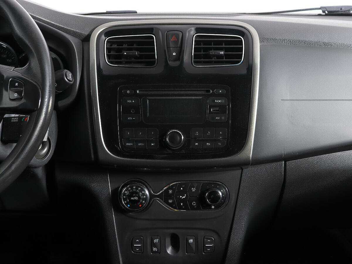 Renault Sandero, 2016 - Фото №12