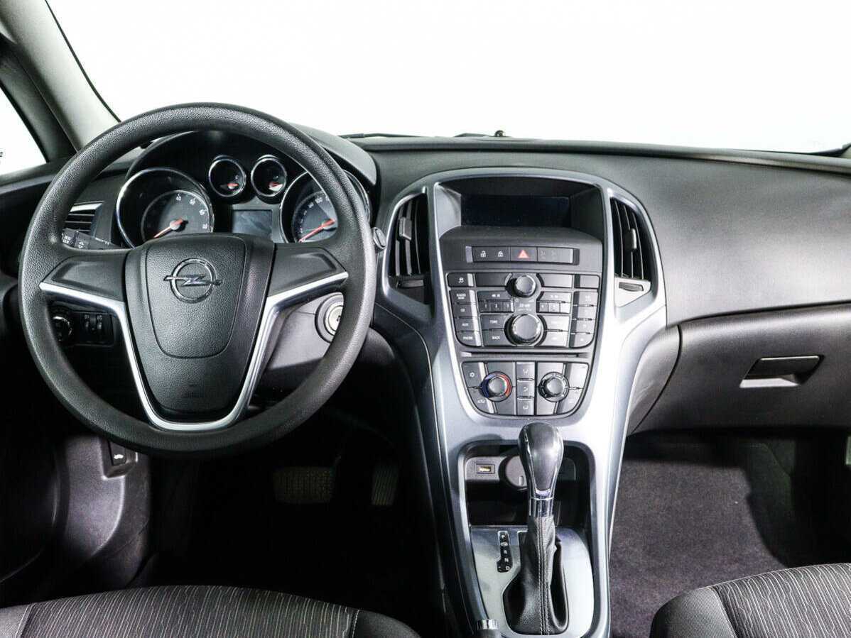 Opel Astra, 2012 - Фото №11