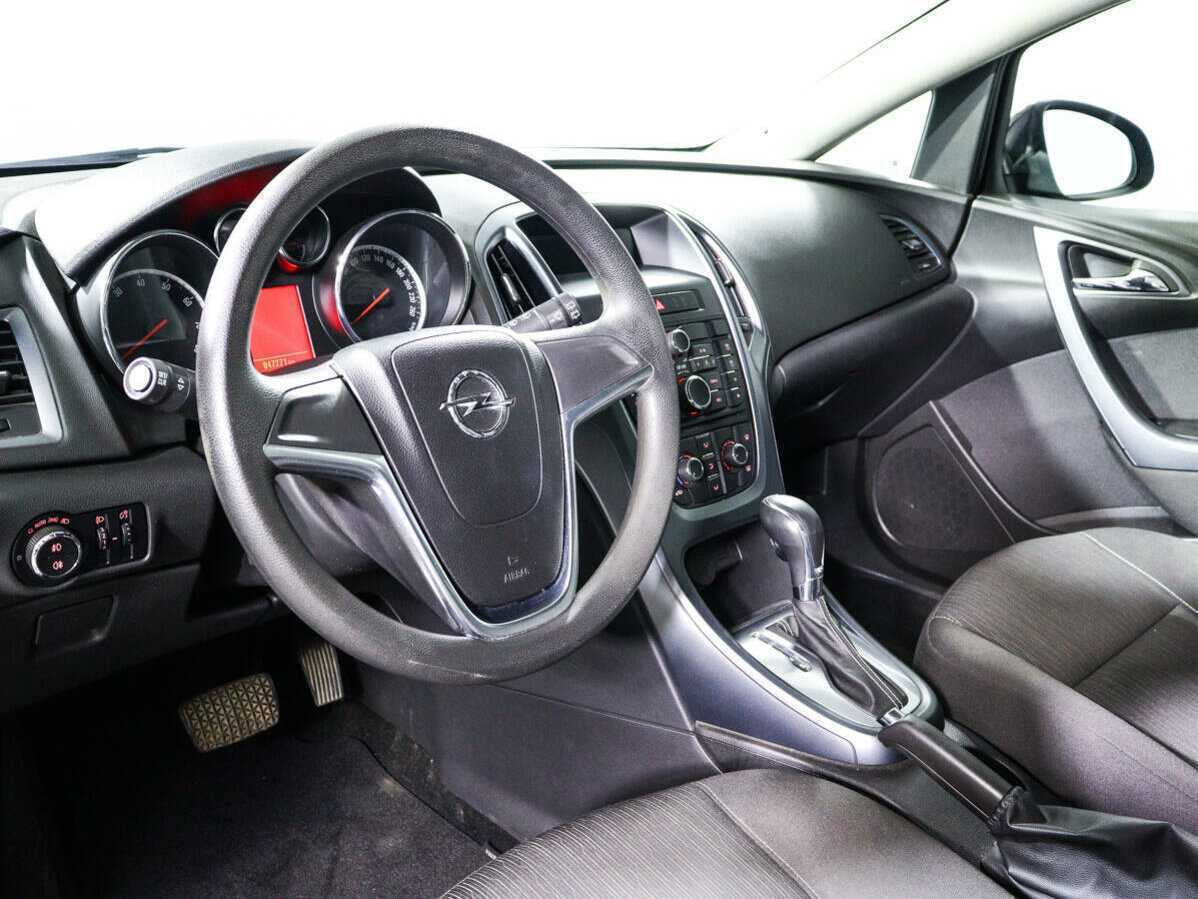 Opel Astra, 2012 - Фото №13