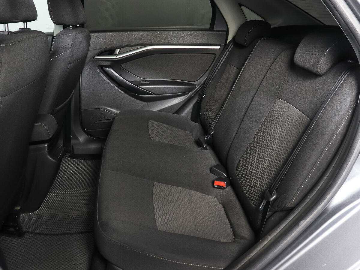 Lada (ВАЗ) Vesta, 2020 - Фото №9