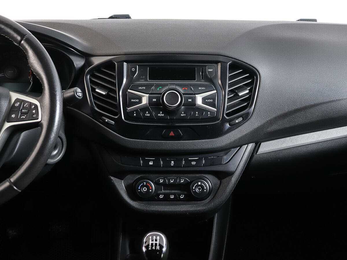 Lada (ВАЗ) Vesta, 2020 - Фото №12