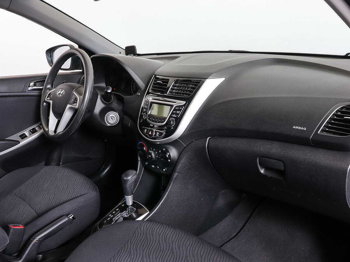 Hyundai Solaris, 2012 - Фото №7