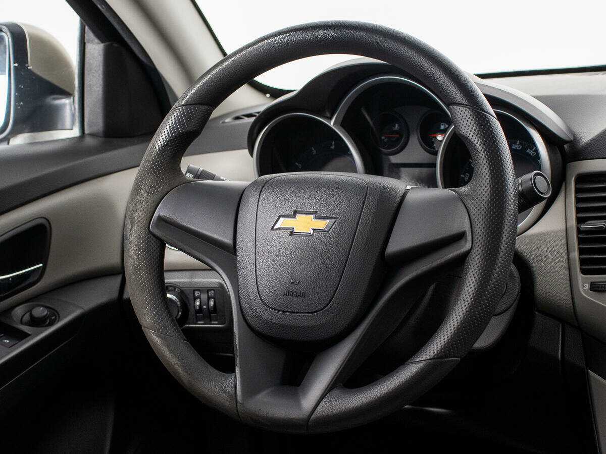 Chevrolet Cruze, 2012 - Фото №12