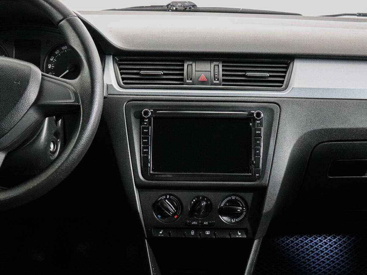 Skoda Rapid, 2014 - Фото №11