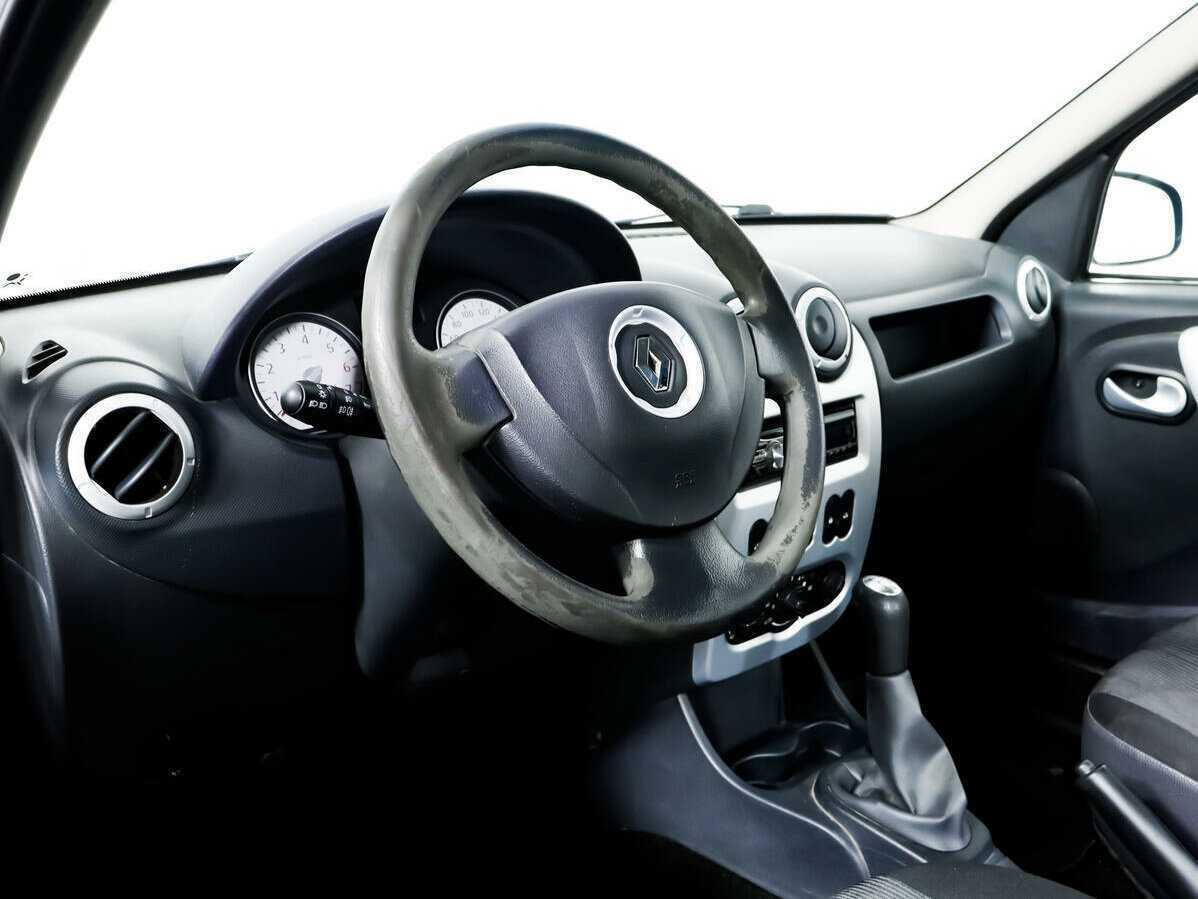 Renault Logan, 2012 - Фото №12