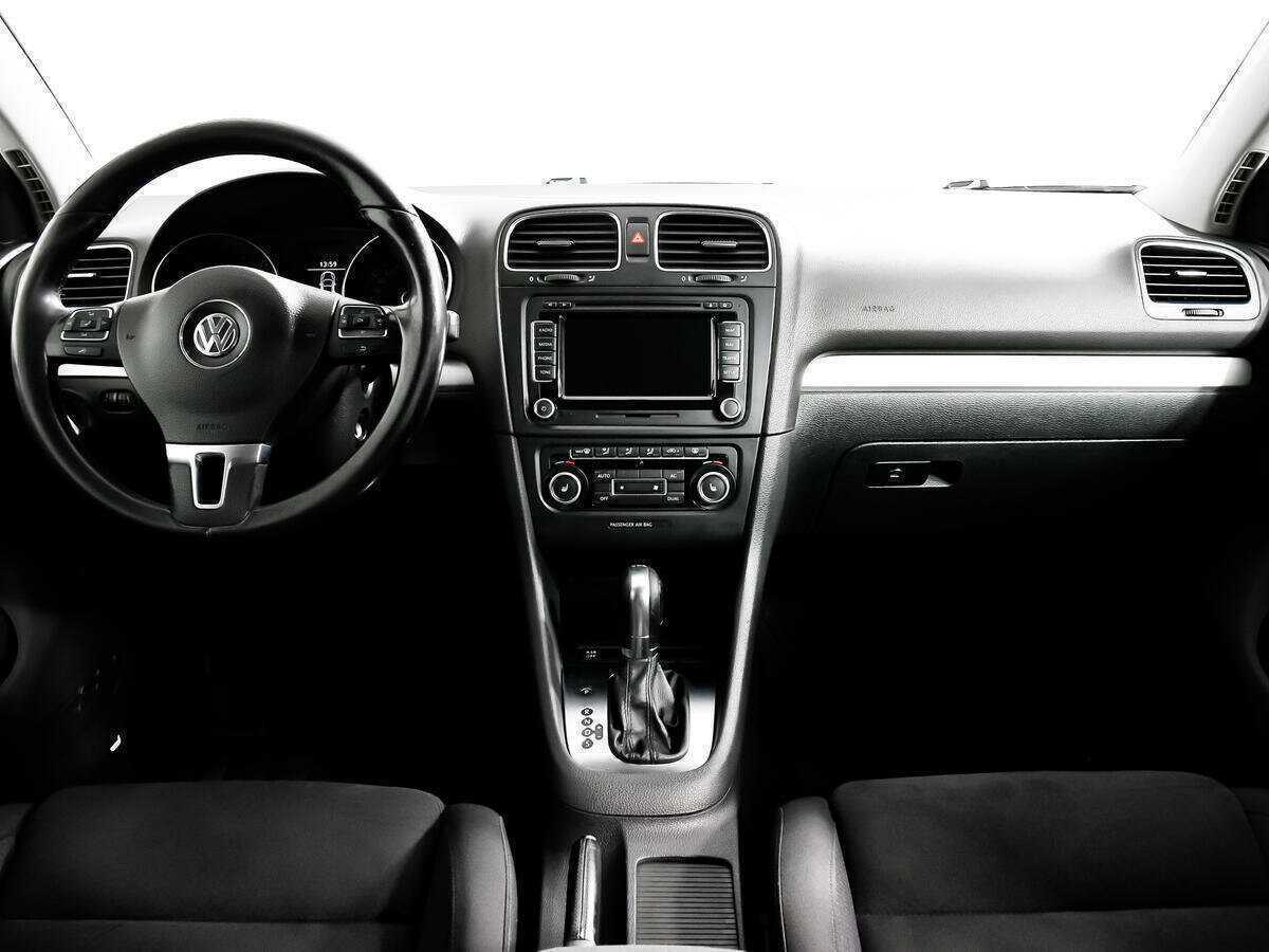Volkswagen Golf, 2012 - Фото №10