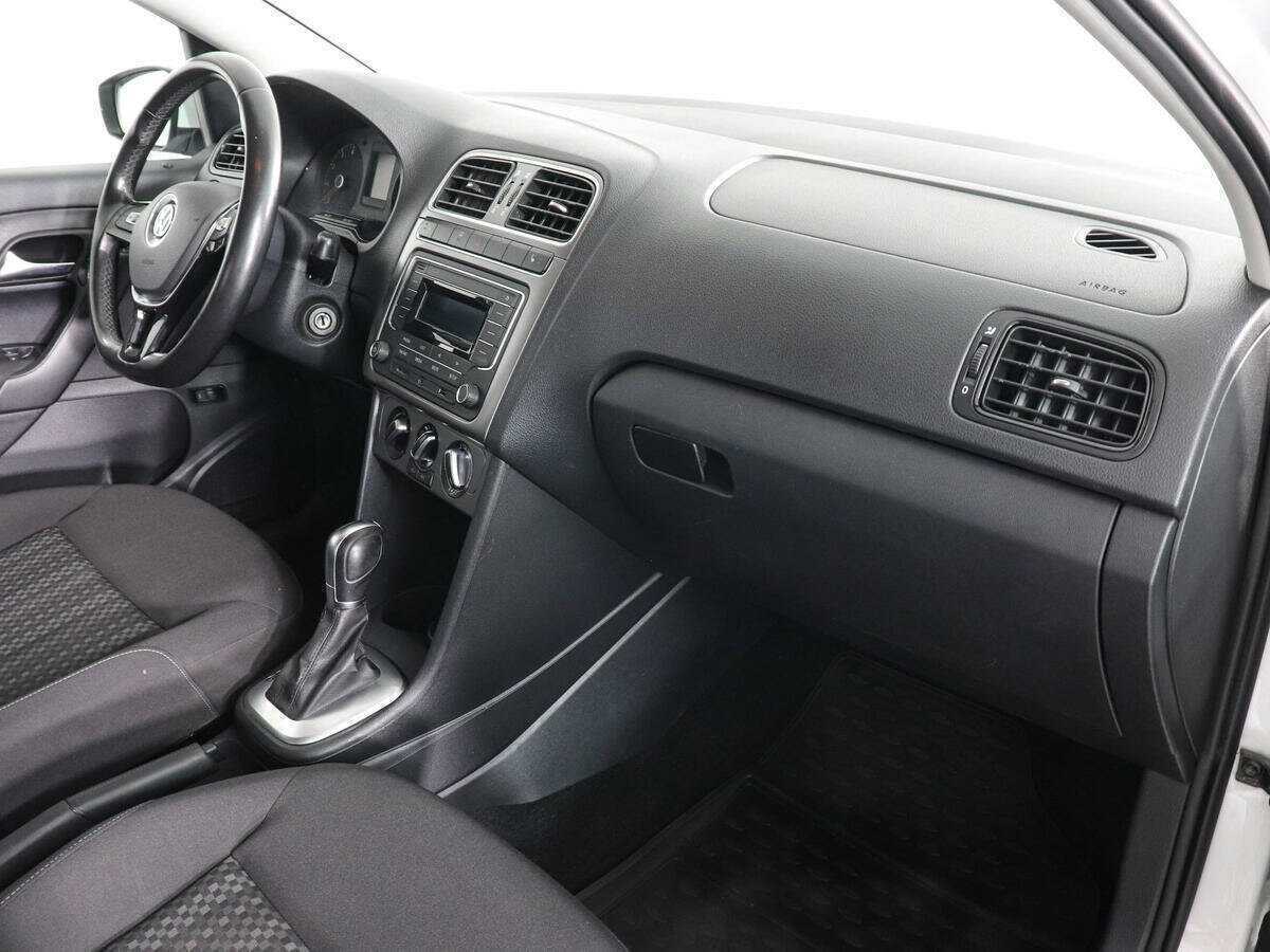 Volkswagen Polo, 2018 - Фото №9