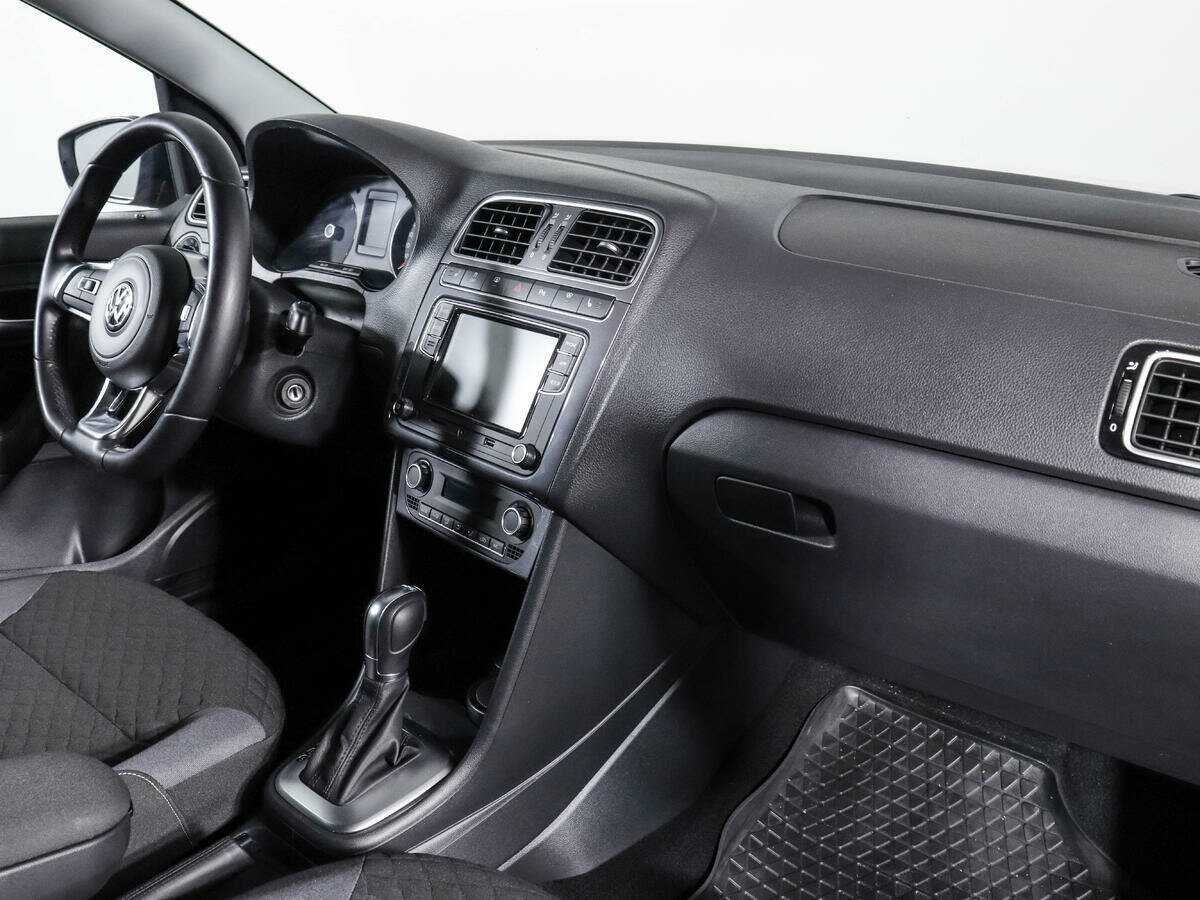 Volkswagen Polo, 2018 - Фото №6