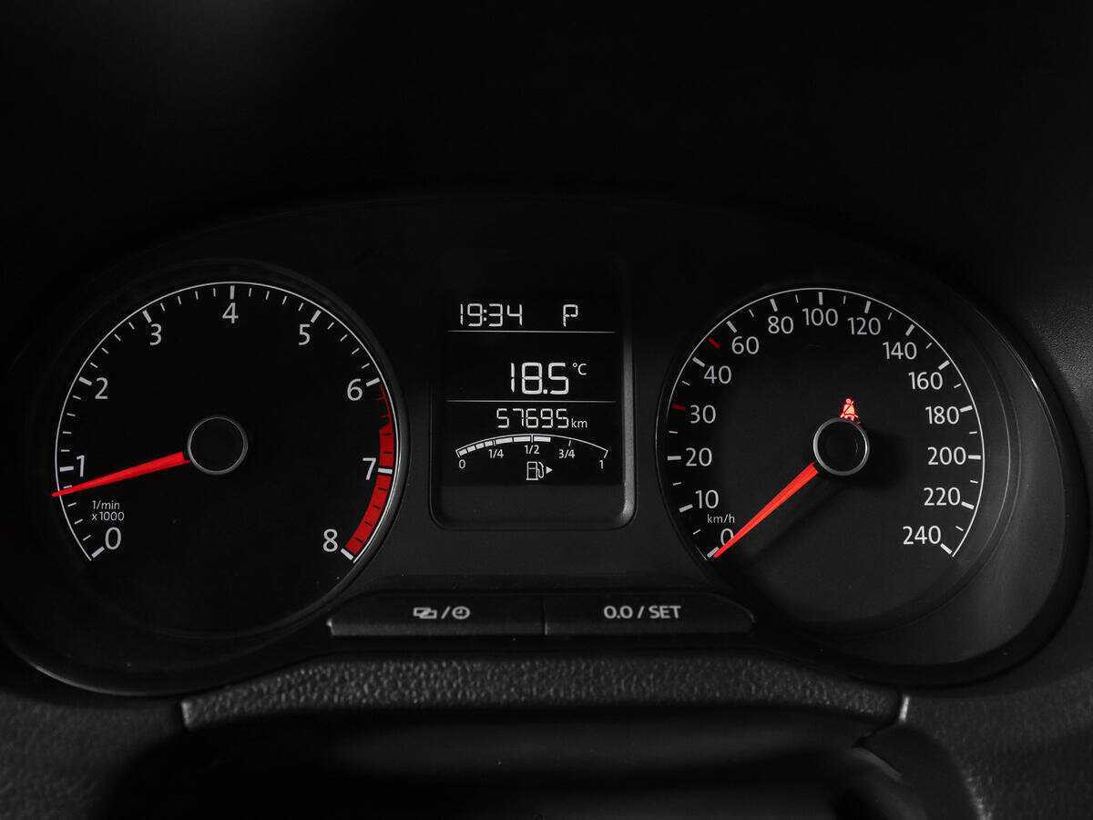 Volkswagen Polo, 2018 - Фото №8