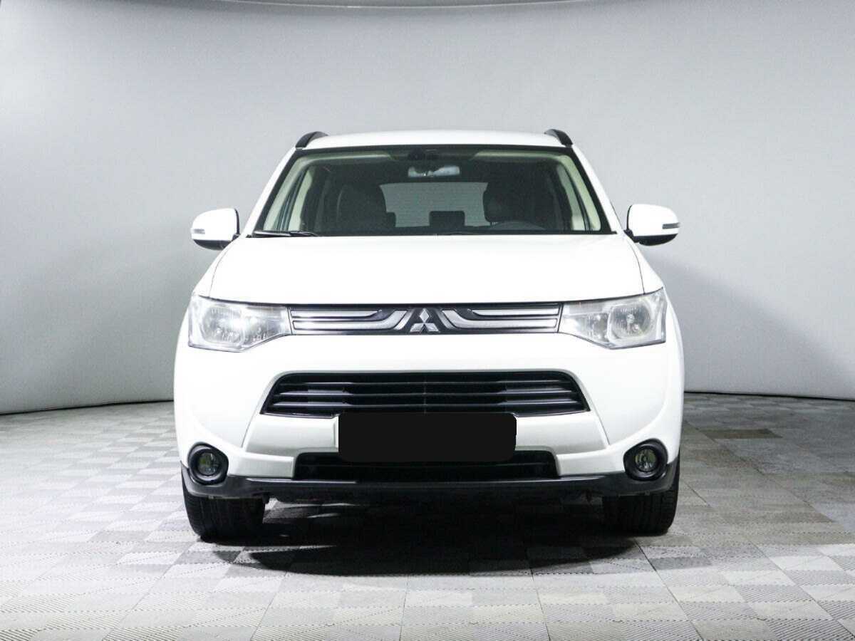 Mitsubishi Outlander, 2012 - Фото №1