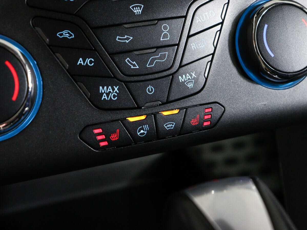 Ford Mondeo, 2016 - Фото №11