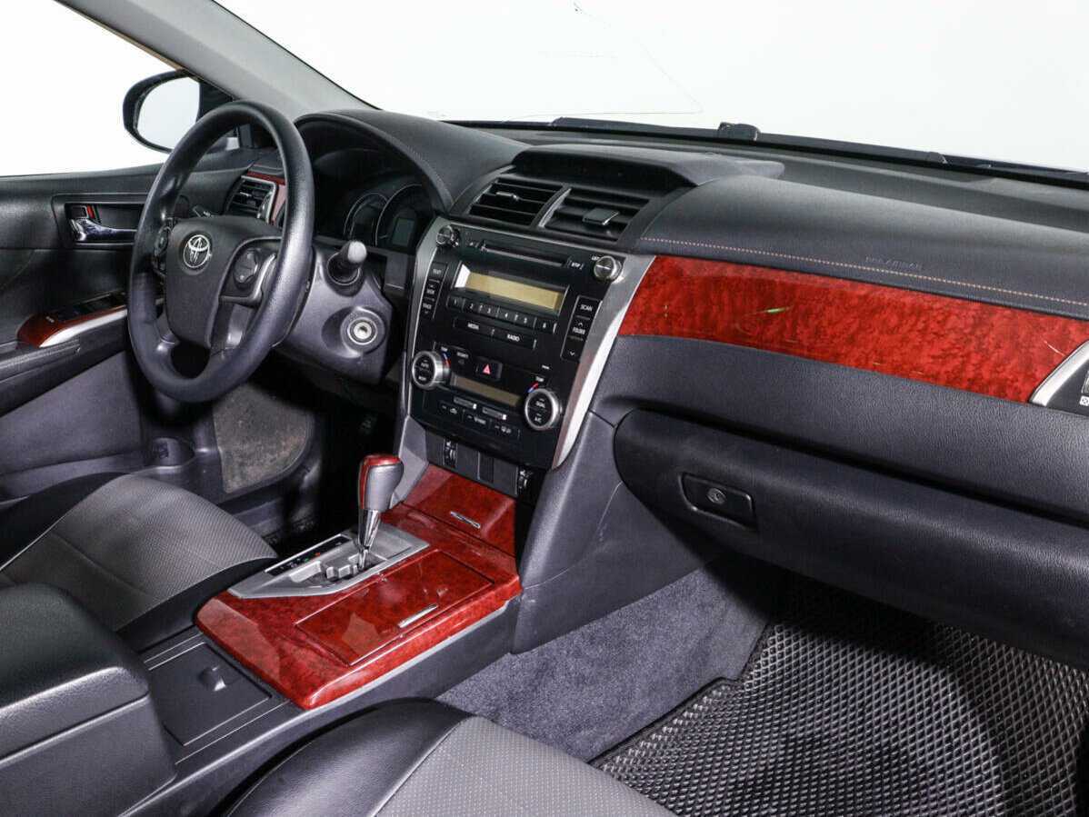 Toyota Camry, 2013 - Фото №8