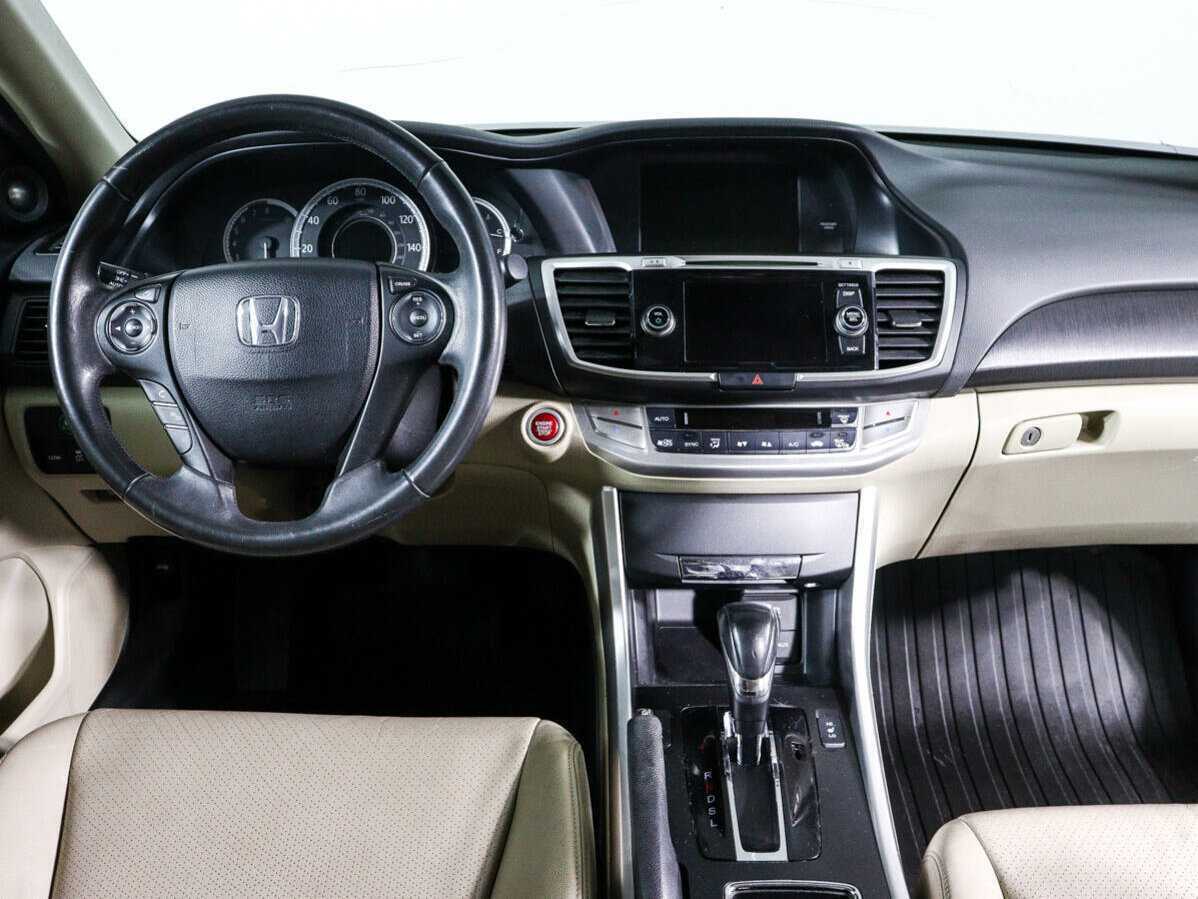 Honda Accord, 2012 - Фото №10
