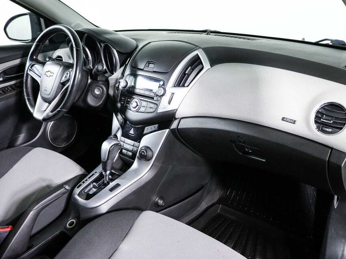 Chevrolet Cruze, 2012 - Фото №8