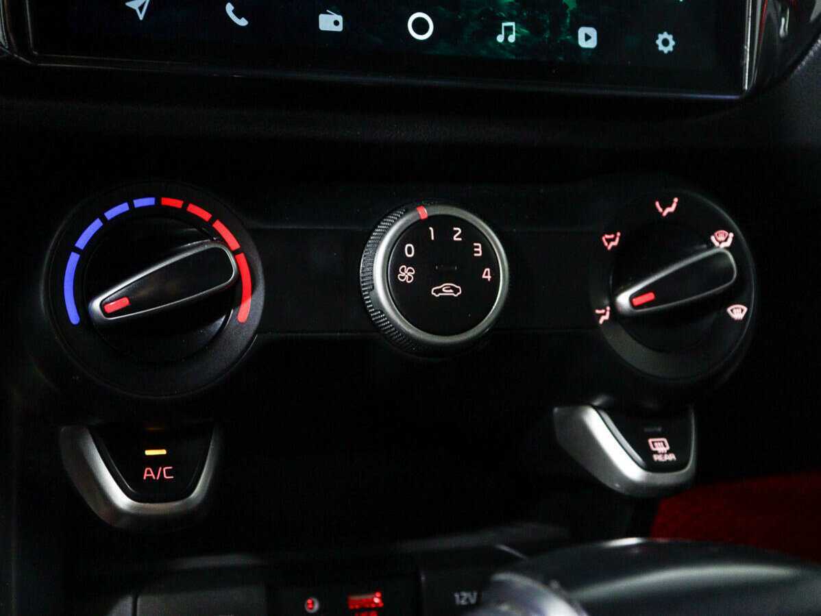 Kia Rio X-Line, 2019 - Фото №14