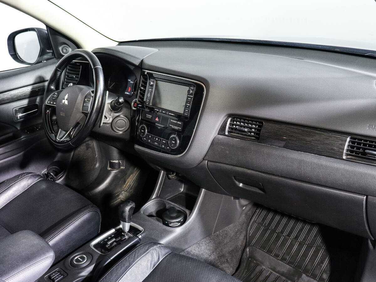 Mitsubishi Outlander, 2015 - Фото №6