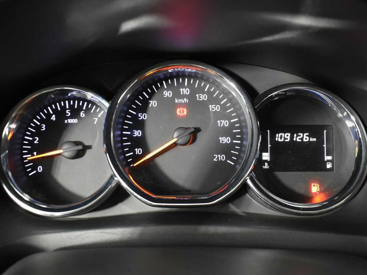 Renault Logan, 2020 - Фото №11