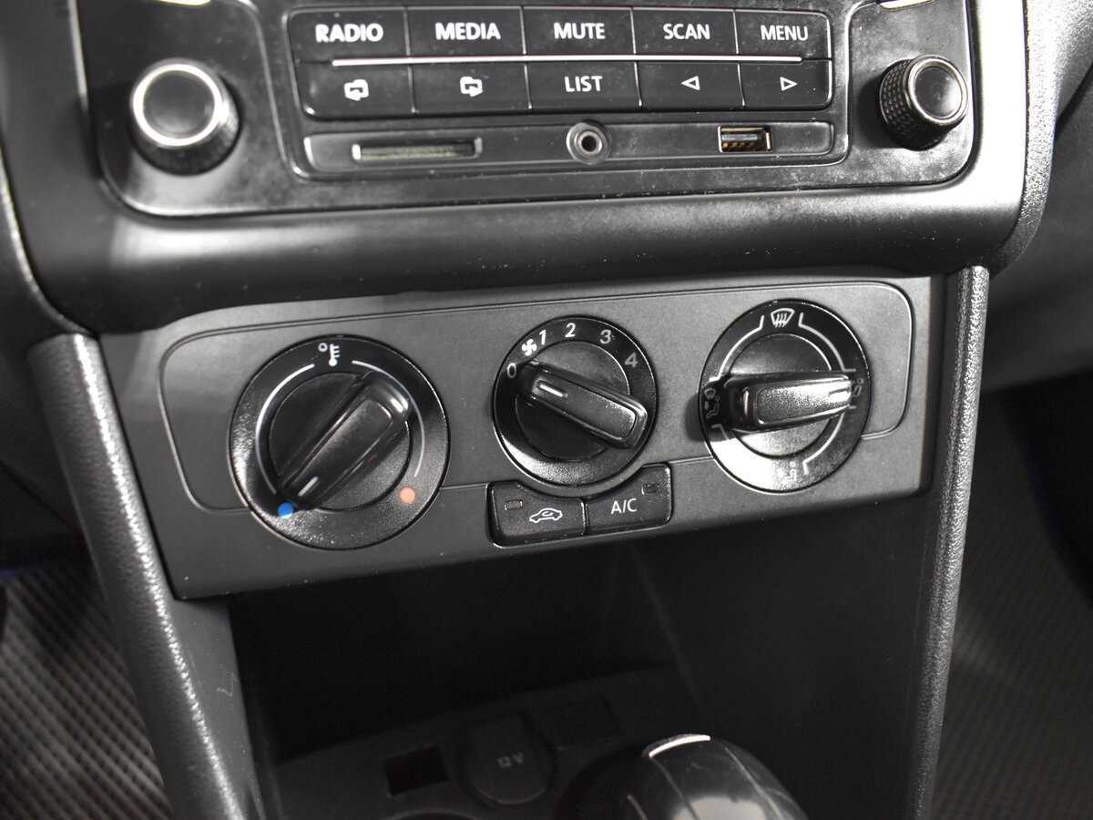 Volkswagen Polo, 2019 - Фото №10